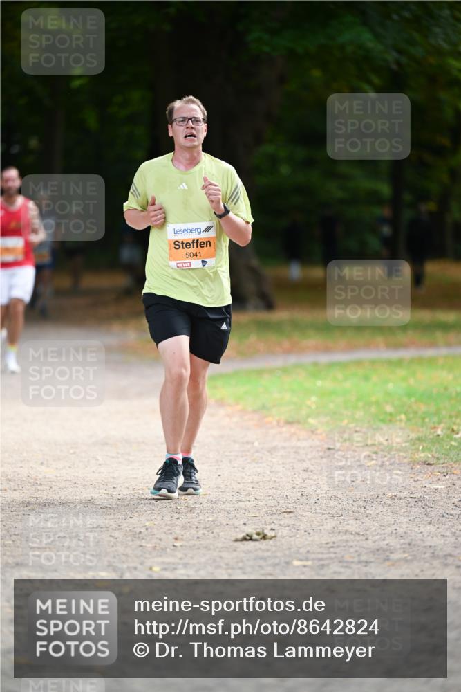 31.08.2025 - 21. Blankeneser Heldenlauf Dr. Thomas Lammeyer http://msf.ph/oto/8642824 31.08.2025 11:07:58 Laufen 5041 meine-sportfotos.de