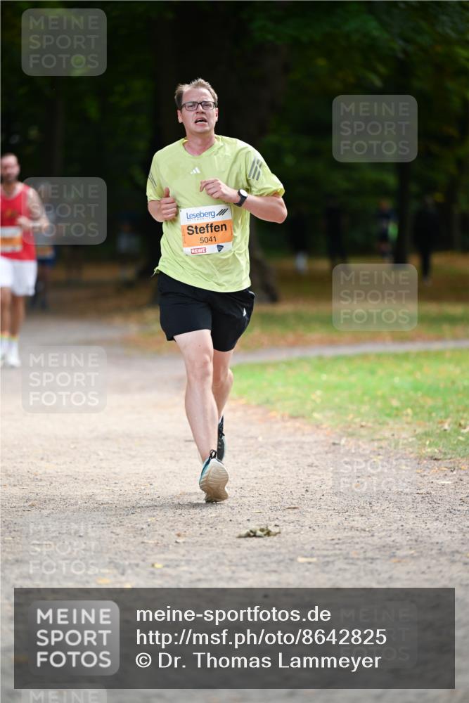 31.08.2025 - 21. Blankeneser Heldenlauf Dr. Thomas Lammeyer http://msf.ph/oto/8642825 31.08.2025 11:07:58 Laufen 5041 meine-sportfotos.de