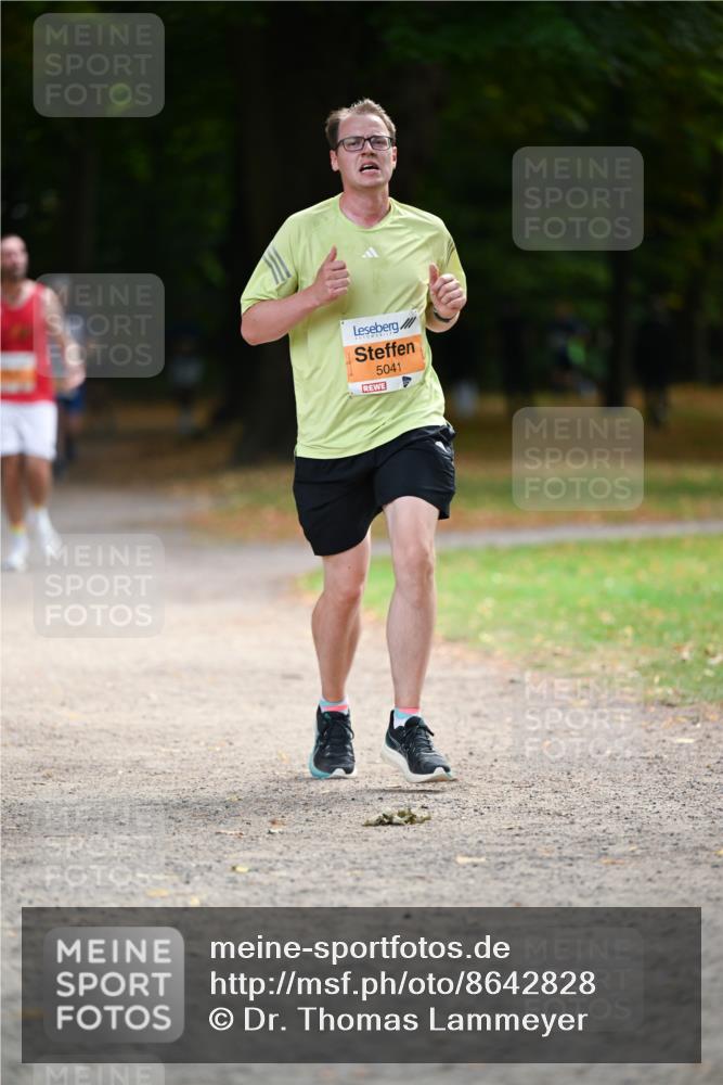 31.08.2025 - 21. Blankeneser Heldenlauf Dr. Thomas Lammeyer http://msf.ph/oto/8642828 31.08.2025 11:07:58 Laufen 5041 meine-sportfotos.de