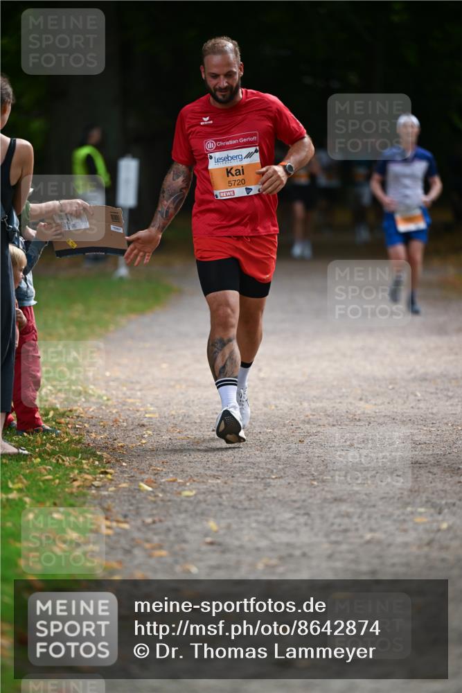 31.08.2025 - 21. Blankeneser Heldenlauf Dr. Thomas Lammeyer http://msf.ph/oto/8642874 31.08.2025 11:08:04 Laufen 5720 meine-sportfotos.de