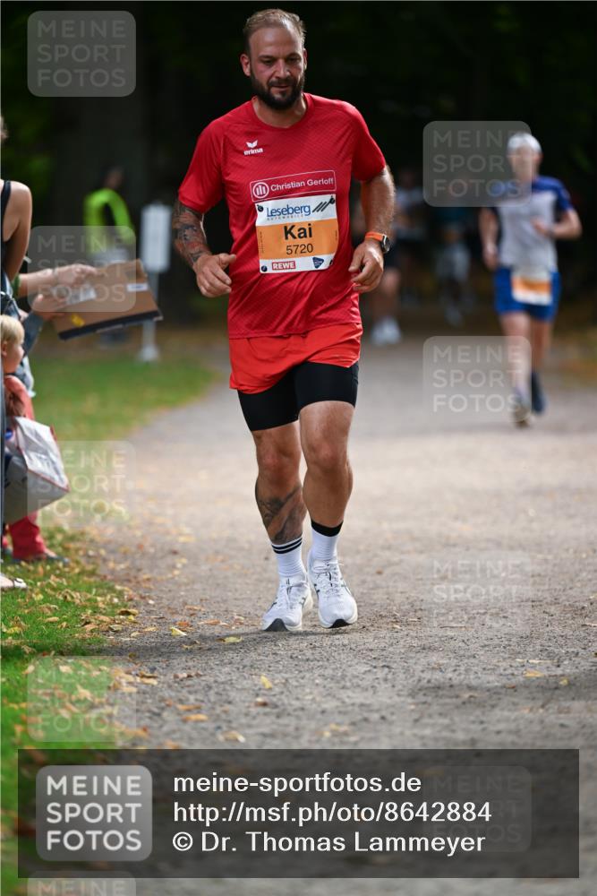 31.08.2025 - 21. Blankeneser Heldenlauf Dr. Thomas Lammeyer http://msf.ph/oto/8642884 31.08.2025 11:08:04 Laufen 5720 meine-sportfotos.de