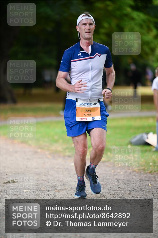 31.08.2025 - 21. Blankeneser Heldenlauf Dr. Thomas Lammeyer http://msf.ph/oto/8642892 31.08.2025 11:08:10 Laufen 5795 meine-sportfotos.de