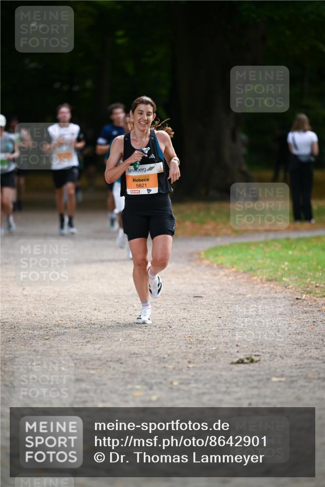 31.08.2025 - 21. Blankeneser Heldenlauf Dr. Thomas Lammeyer http://msf.ph/oto/8642901 31.08.2025 11:08:13 Laufen 5821 meine-sportfotos.de