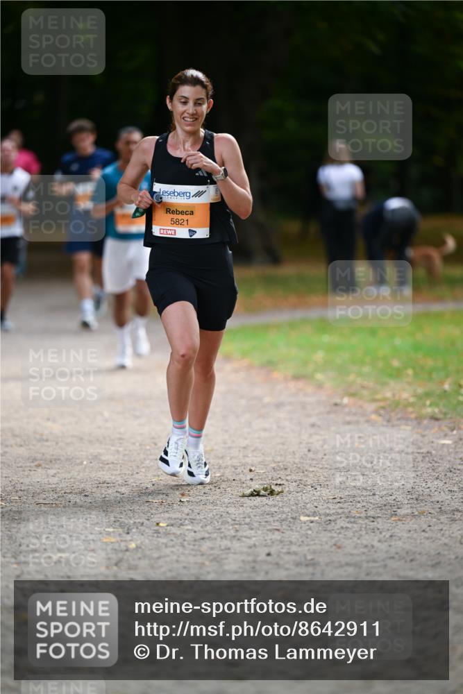 31.08.2025 - 21. Blankeneser Heldenlauf Dr. Thomas Lammeyer http://msf.ph/oto/8642911 31.08.2025 11:08:14 Laufen 5821 meine-sportfotos.de