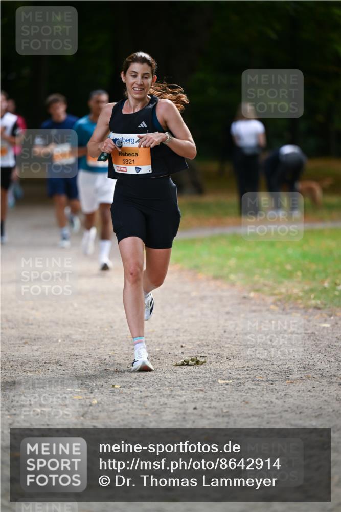 31.08.2025 - 21. Blankeneser Heldenlauf Dr. Thomas Lammeyer http://msf.ph/oto/8642914 31.08.2025 11:08:14 Laufen 5821 meine-sportfotos.de