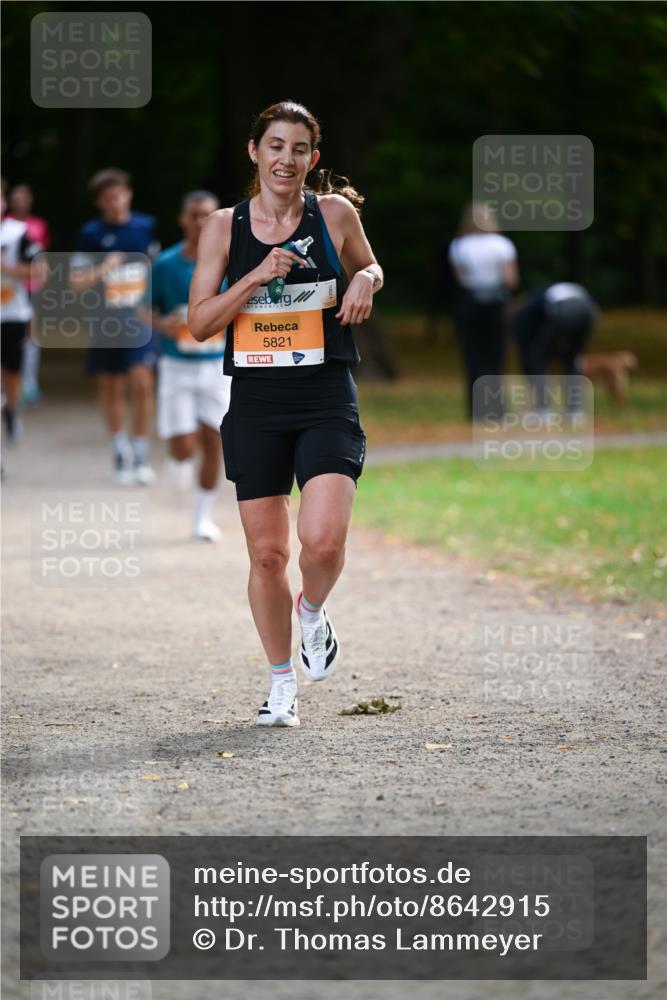 31.08.2025 - 21. Blankeneser Heldenlauf Dr. Thomas Lammeyer http://msf.ph/oto/8642915 31.08.2025 11:08:14 Laufen 5821 meine-sportfotos.de