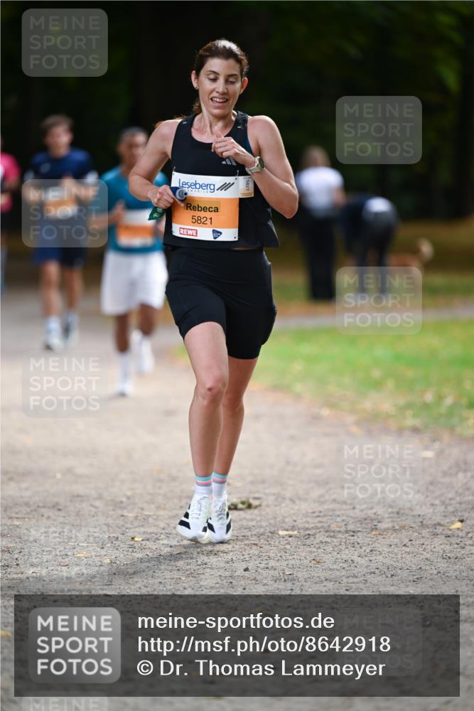 31.08.2025 - 21. Blankeneser Heldenlauf Dr. Thomas Lammeyer http://msf.ph/oto/8642918 31.08.2025 11:08:15 Laufen 5821 meine-sportfotos.de