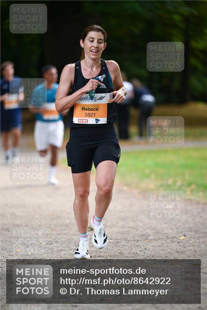 31.08.2025 - 21. Blankeneser Heldenlauf Dr. Thomas Lammeyer http://msf.ph/oto/8642922 31.08.2025 11:08:15 Laufen 5821 meine-sportfotos.de