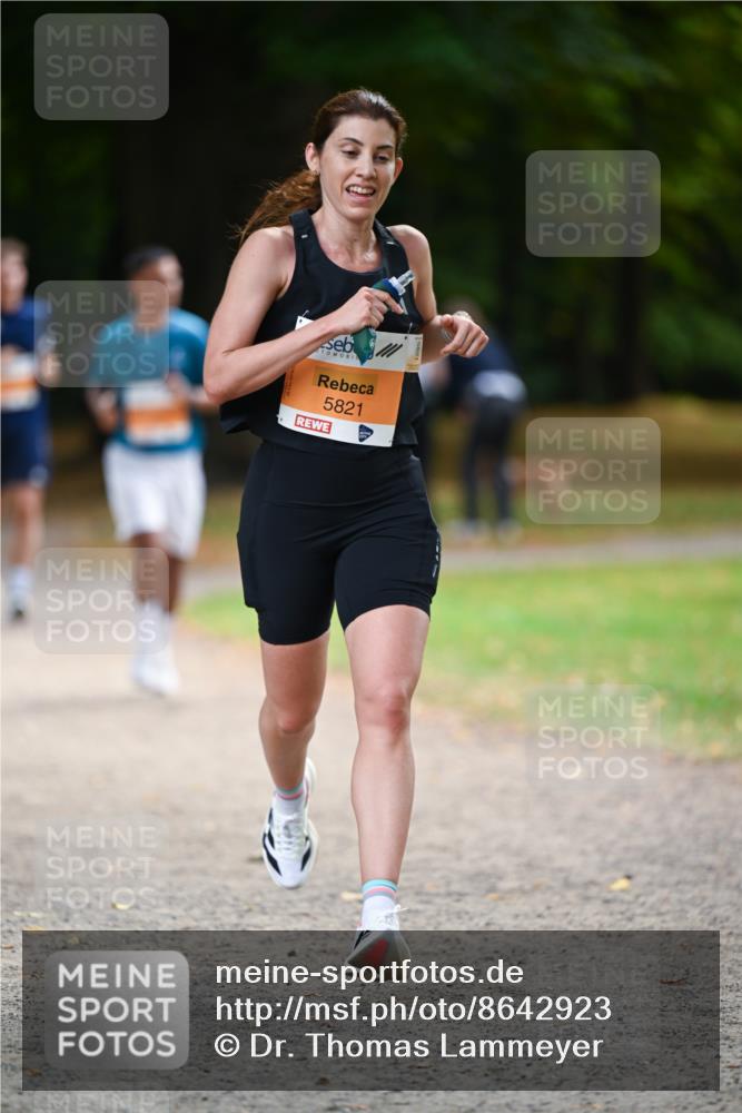 31.08.2025 - 21. Blankeneser Heldenlauf Dr. Thomas Lammeyer http://msf.ph/oto/8642923 31.08.2025 11:08:15 Laufen 5821 meine-sportfotos.de