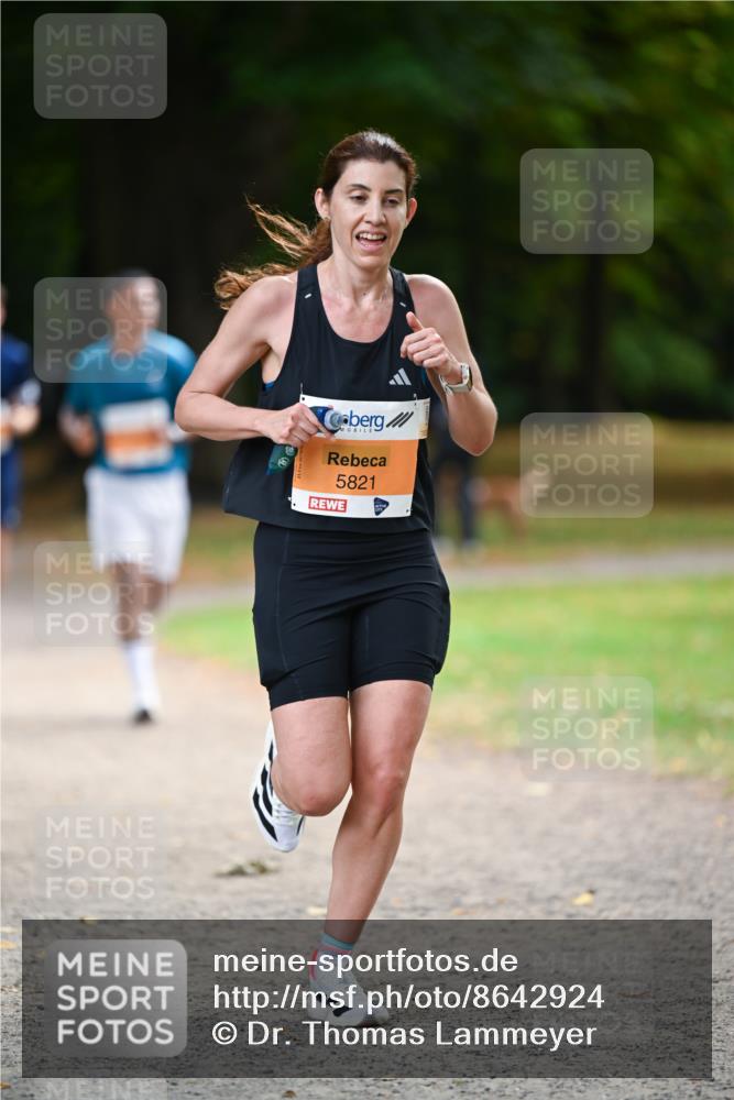 31.08.2025 - 21. Blankeneser Heldenlauf Dr. Thomas Lammeyer http://msf.ph/oto/8642924 31.08.2025 11:08:15 Laufen 5821 meine-sportfotos.de