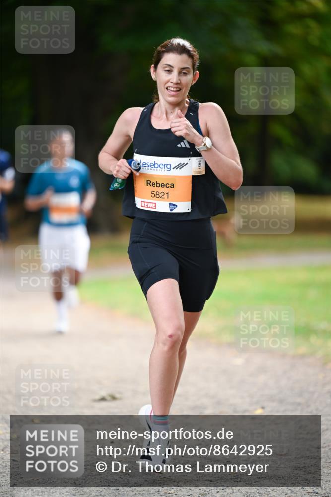 31.08.2025 - 21. Blankeneser Heldenlauf Dr. Thomas Lammeyer http://msf.ph/oto/8642925 31.08.2025 11:08:15 Laufen 5821 meine-sportfotos.de