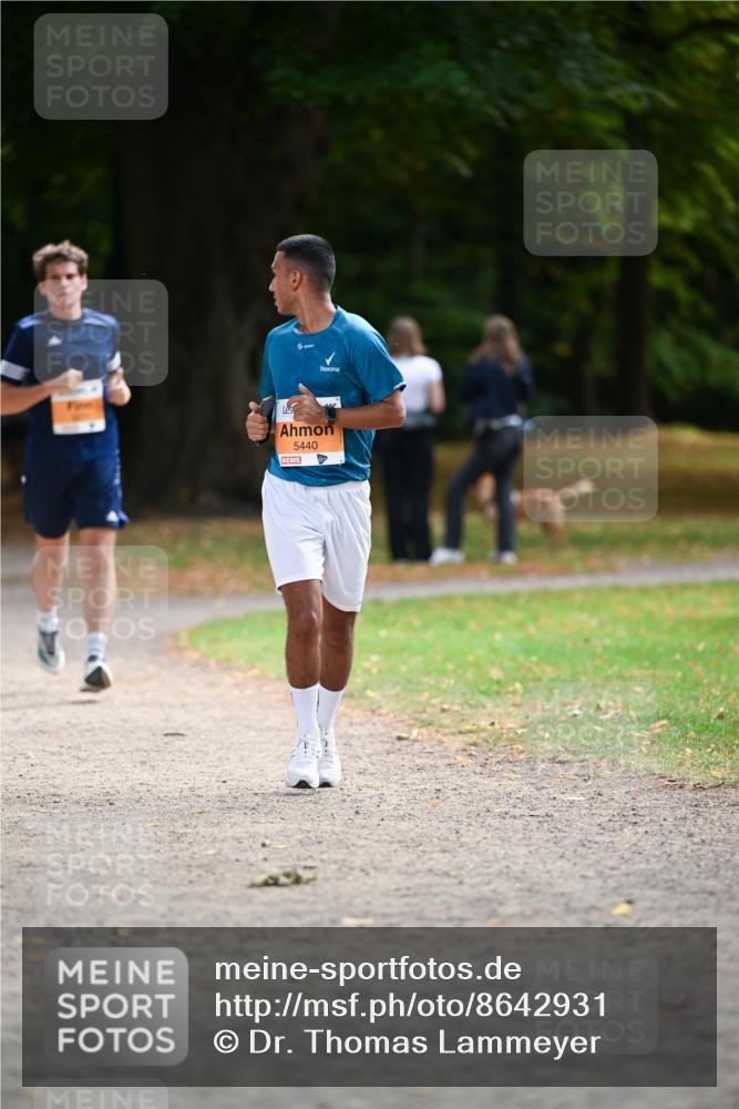 31.08.2025 - 21. Blankeneser Heldenlauf Dr. Thomas Lammeyer http://msf.ph/oto/8642931 31.08.2025 11:08:17 Laufen 5440 meine-sportfotos.de