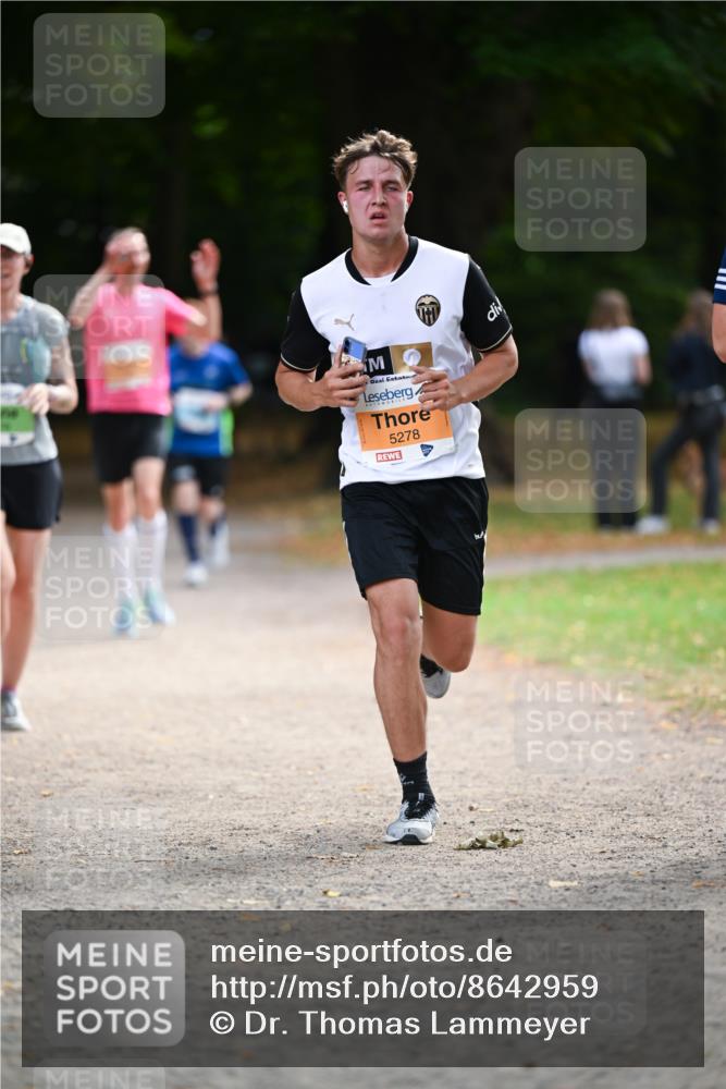 31.08.2025 - 21. Blankeneser Heldenlauf Dr. Thomas Lammeyer http://msf.ph/oto/8642959 31.08.2025 11:08:20 Laufen 5278 meine-sportfotos.de
