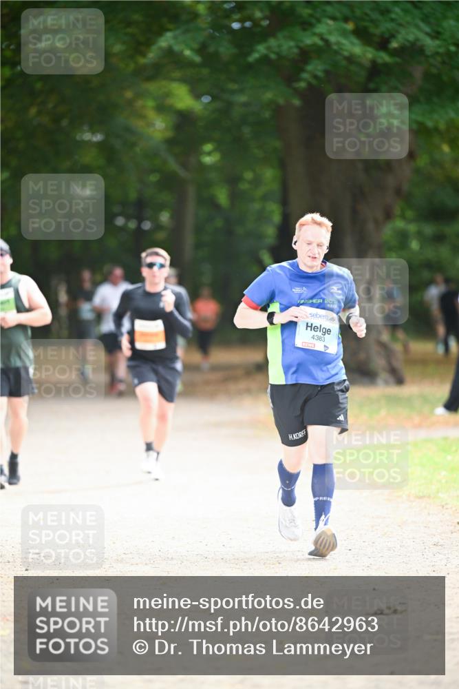 31.08.2025 - 21. Blankeneser Heldenlauf Dr. Thomas Lammeyer http://msf.ph/oto/8642963 31.08.2025 11:08:26 Laufen 2016, 4383 meine-sportfotos.de