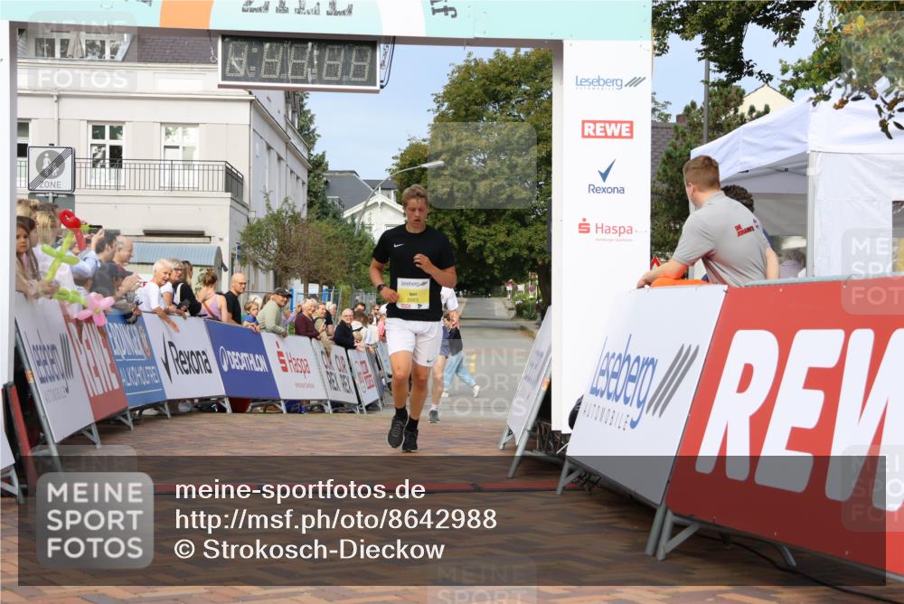 31.08.2025 - 21. Blankeneser Heldenlauf Strokosch-Dieckow http://msf.ph/oto/8642988 31.08.2025 10:13:12 Ziel 2571, 2663 meine-sportfotos.de