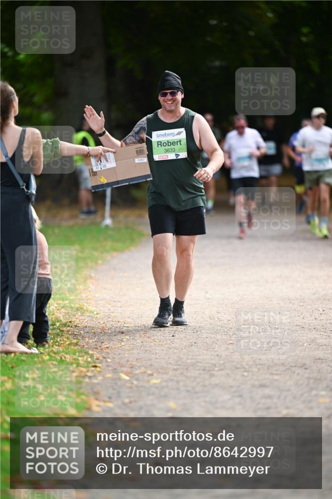 31.08.2025 - 21. Blankeneser Heldenlauf Dr. Thomas Lammeyer http://msf.ph/oto/8642997 31.08.2025 11:08:31 Laufen 3633 meine-sportfotos.de