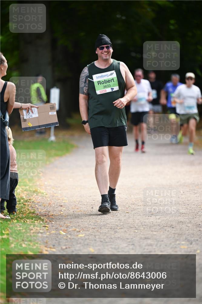 31.08.2025 - 21. Blankeneser Heldenlauf Dr. Thomas Lammeyer http://msf.ph/oto/8643006 31.08.2025 11:08:32 Laufen 3633 meine-sportfotos.de