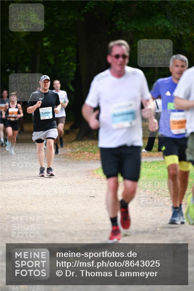31.08.2025 - 21. Blankeneser Heldenlauf Dr. Thomas Lammeyer http://msf.ph/oto/8643025 31.08.2025 11:08:40 Laufen 4148 meine-sportfotos.de