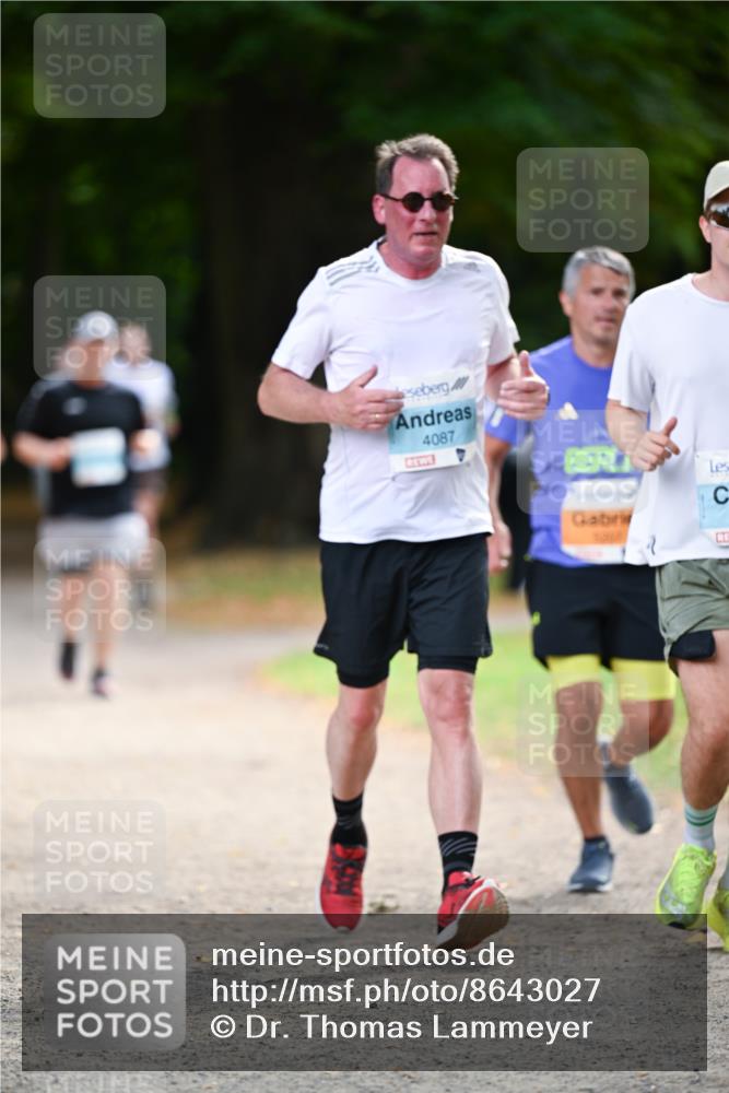 31.08.2025 - 21. Blankeneser Heldenlauf Dr. Thomas Lammeyer http://msf.ph/oto/8643027 31.08.2025 11:08:40 Laufen 4087 meine-sportfotos.de