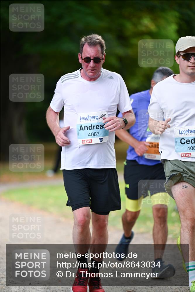 31.08.2025 - 21. Blankeneser Heldenlauf Dr. Thomas Lammeyer http://msf.ph/oto/8643034 31.08.2025 11:08:41 Laufen 4087, 408 meine-sportfotos.de