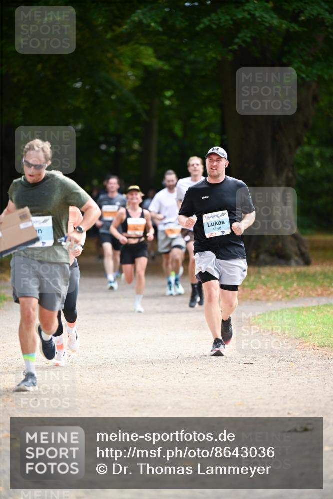 31.08.2025 - 21. Blankeneser Heldenlauf Dr. Thomas Lammeyer http://msf.ph/oto/8643036 31.08.2025 11:08:42 Laufen 4148 meine-sportfotos.de