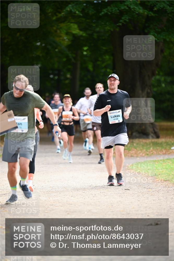 31.08.2025 - 21. Blankeneser Heldenlauf Dr. Thomas Lammeyer http://msf.ph/oto/8643037 31.08.2025 11:08:42 Laufen 76, 4148 meine-sportfotos.de