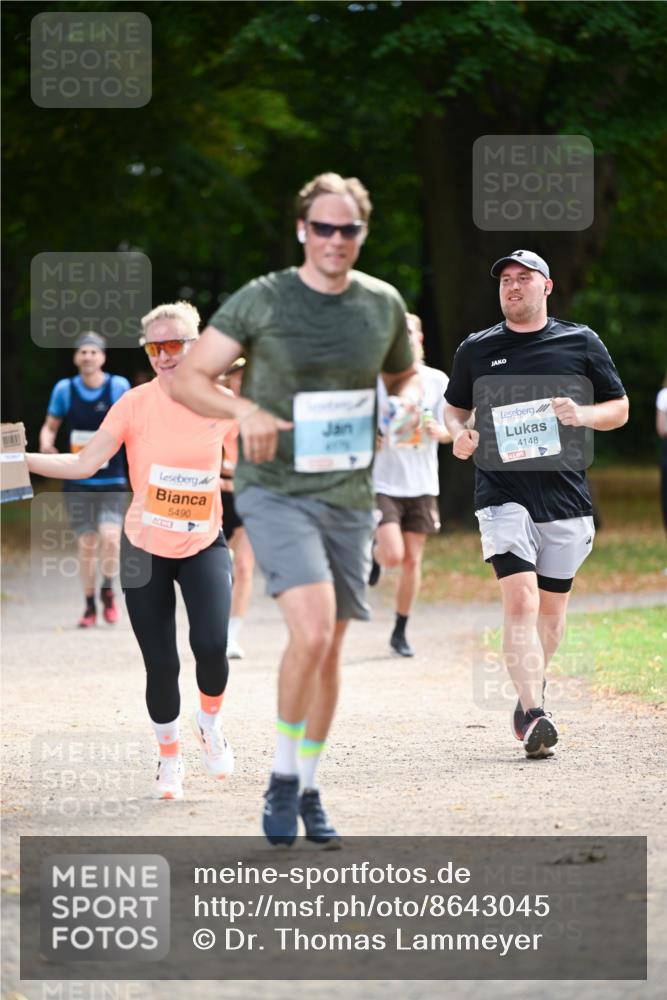 31.08.2025 - 21. Blankeneser Heldenlauf Dr. Thomas Lammeyer http://msf.ph/oto/8643045 31.08.2025 11:08:43 Laufen 5490, 4148 meine-sportfotos.de