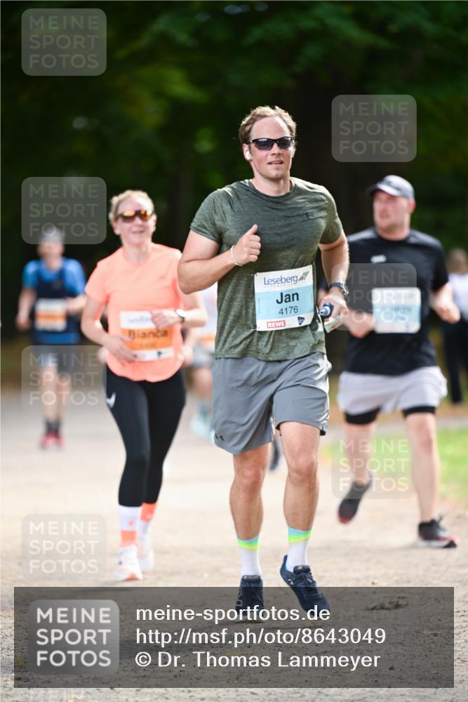 31.08.2025 - 21. Blankeneser Heldenlauf Dr. Thomas Lammeyer http://msf.ph/oto/8643049 31.08.2025 11:08:43 Laufen 4176 meine-sportfotos.de
