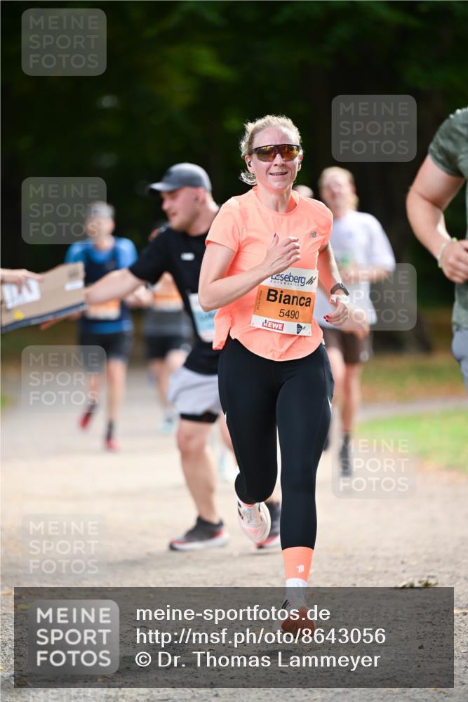 31.08.2025 - 21. Blankeneser Heldenlauf Dr. Thomas Lammeyer http://msf.ph/oto/8643056 31.08.2025 11:08:45 Laufen 5490 meine-sportfotos.de