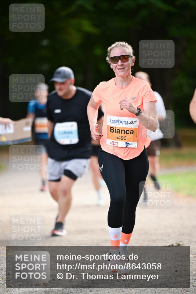 31.08.2025 - 21. Blankeneser Heldenlauf Dr. Thomas Lammeyer http://msf.ph/oto/8643058 31.08.2025 11:08:45 Laufen 5490 meine-sportfotos.de