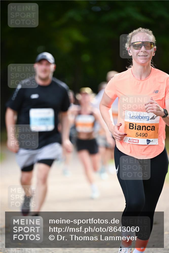 31.08.2025 - 21. Blankeneser Heldenlauf Dr. Thomas Lammeyer http://msf.ph/oto/8643060 31.08.2025 11:08:45 Laufen 5490 meine-sportfotos.de
