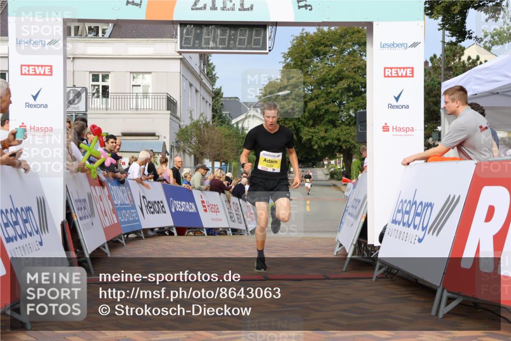 31.08.2025 - 21. Blankeneser Heldenlauf Strokosch-Dieckow http://msf.ph/oto/8643063 31.08.2025 10:13:01 Ziel 2239 meine-sportfotos.de
