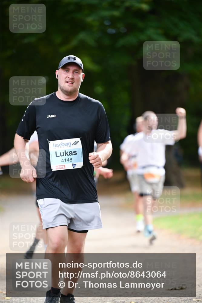 31.08.2025 - 21. Blankeneser Heldenlauf Dr. Thomas Lammeyer http://msf.ph/oto/8643064 31.08.2025 11:08:46 Laufen 4148 meine-sportfotos.de
