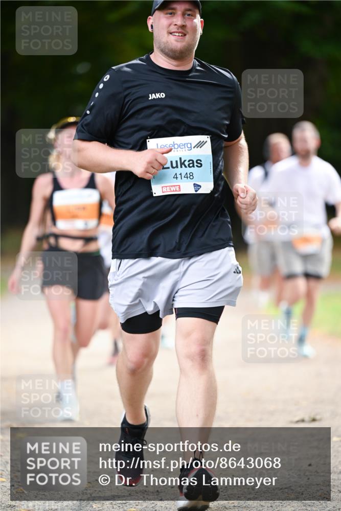 31.08.2025 - 21. Blankeneser Heldenlauf Dr. Thomas Lammeyer http://msf.ph/oto/8643068 31.08.2025 11:08:47 Laufen 4148 meine-sportfotos.de