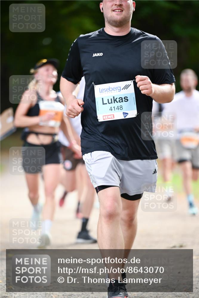 31.08.2025 - 21. Blankeneser Heldenlauf Dr. Thomas Lammeyer http://msf.ph/oto/8643070 31.08.2025 11:08:47 Laufen 4148 meine-sportfotos.de