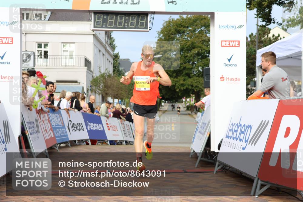 31.08.2025 - 21. Blankeneser Heldenlauf Strokosch-Dieckow http://msf.ph/oto/8643091 31.08.2025 10:12:48 Ziel 2358 meine-sportfotos.de