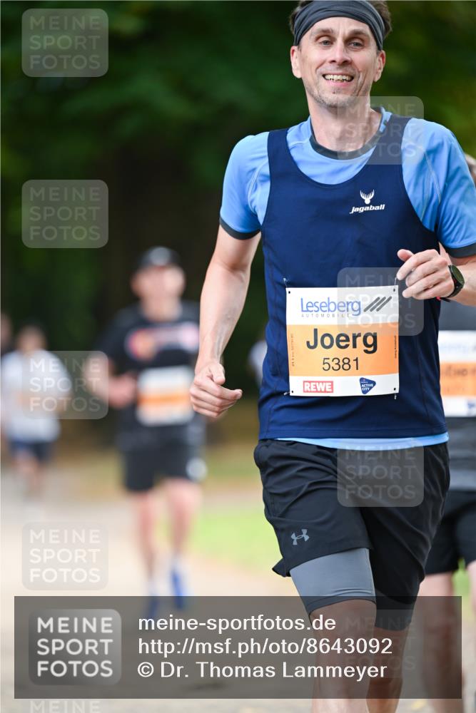 31.08.2025 - 21. Blankeneser Heldenlauf Dr. Thomas Lammeyer http://msf.ph/oto/8643092 31.08.2025 11:08:51 Laufen 5381 meine-sportfotos.de
