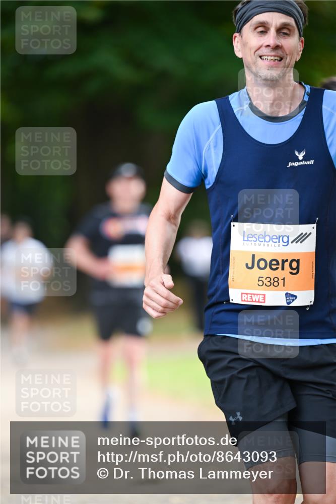 31.08.2025 - 21. Blankeneser Heldenlauf Dr. Thomas Lammeyer http://msf.ph/oto/8643093 31.08.2025 11:08:51 Laufen 5381 meine-sportfotos.de