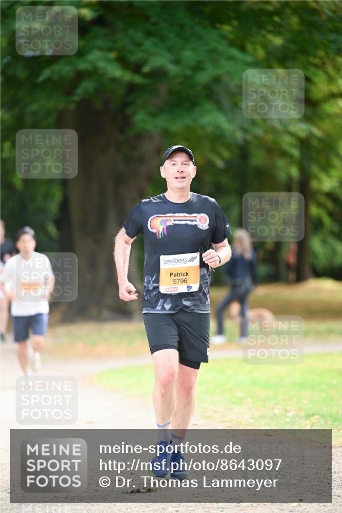 31.08.2025 - 21. Blankeneser Heldenlauf Dr. Thomas Lammeyer http://msf.ph/oto/8643097 31.08.2025 11:08:52 Laufen 5796 meine-sportfotos.de