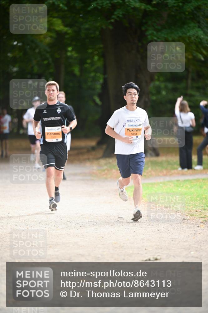 31.08.2025 - 21. Blankeneser Heldenlauf Dr. Thomas Lammeyer http://msf.ph/oto/8643113 31.08.2025 11:08:54 Laufen 5337, 5334 meine-sportfotos.de