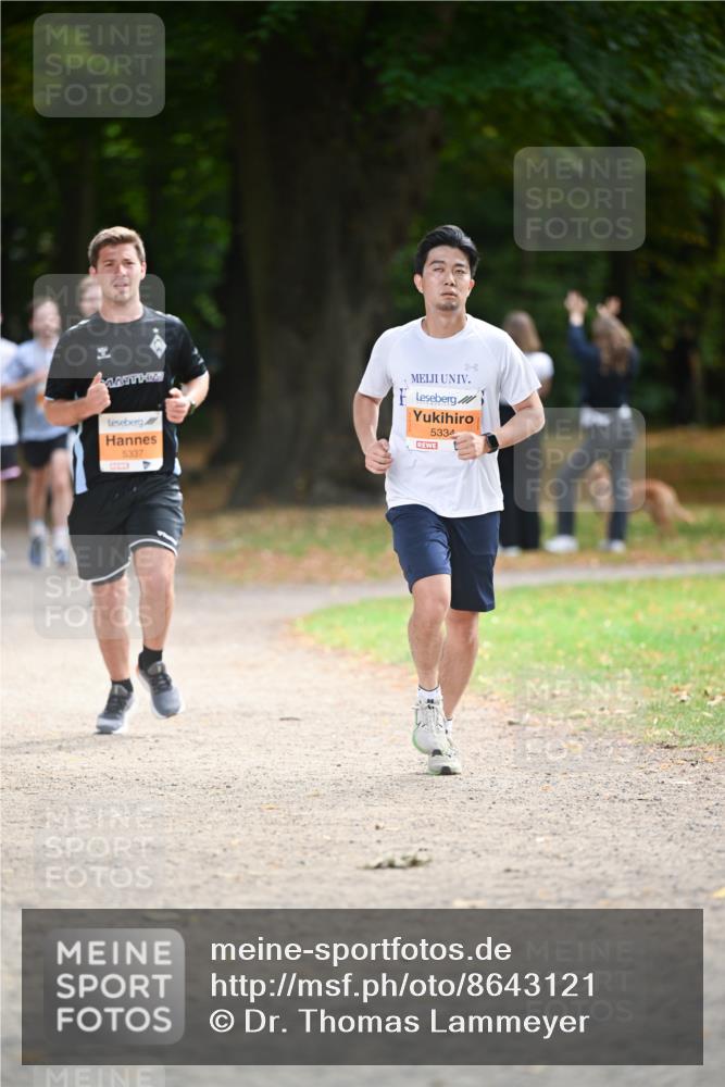 31.08.2025 - 21. Blankeneser Heldenlauf Dr. Thomas Lammeyer http://msf.ph/oto/8643121 31.08.2025 11:08:55 Laufen 5337, 5334 meine-sportfotos.de
