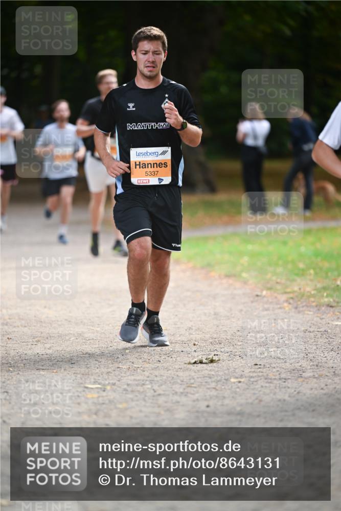 31.08.2025 - 21. Blankeneser Heldenlauf Dr. Thomas Lammeyer http://msf.ph/oto/8643131 31.08.2025 11:08:57 Laufen 5337 meine-sportfotos.de