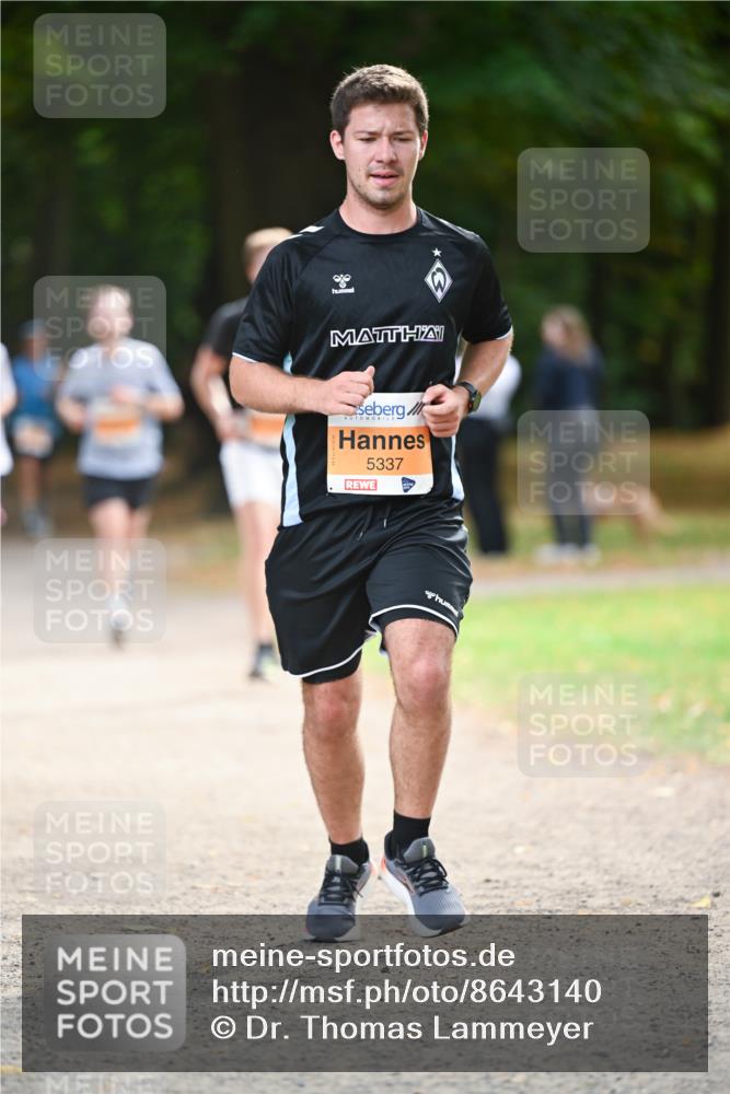 31.08.2025 - 21. Blankeneser Heldenlauf Dr. Thomas Lammeyer http://msf.ph/oto/8643140 31.08.2025 11:08:58 Laufen 5337 meine-sportfotos.de