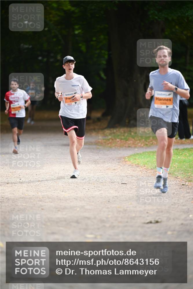 31.08.2025 - 21. Blankeneser Heldenlauf Dr. Thomas Lammeyer http://msf.ph/oto/8643156 31.08.2025 11:09:01 Laufen 574, 5269 meine-sportfotos.de