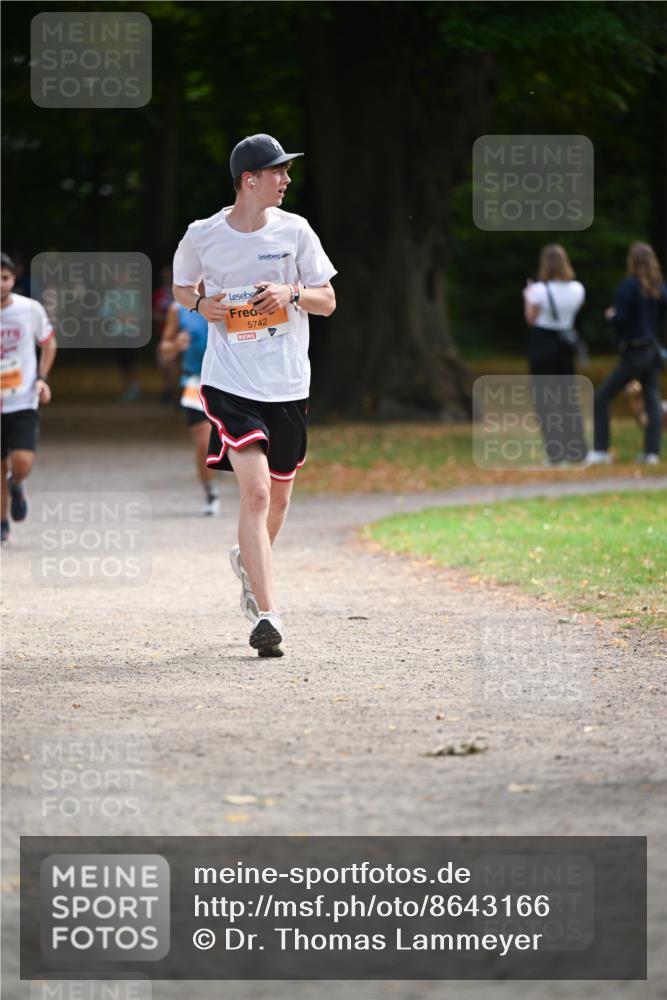 31.08.2025 - 21. Blankeneser Heldenlauf Dr. Thomas Lammeyer http://msf.ph/oto/8643166 31.08.2025 11:09:02 Laufen 5742 meine-sportfotos.de