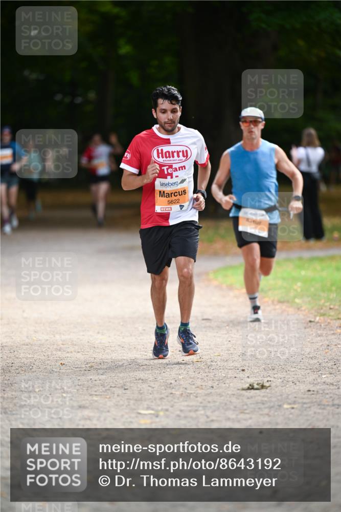 31.08.2025 - 21. Blankeneser Heldenlauf Dr. Thomas Lammeyer http://msf.ph/oto/8643192 31.08.2025 11:09:06 Laufen 1688, 5622 meine-sportfotos.de