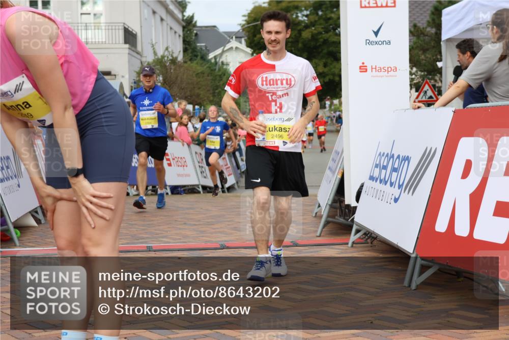 31.08.2025 - 21. Blankeneser Heldenlauf Strokosch-Dieckow http://msf.ph/oto/8643202 31.08.2025 10:24:56 Ziel 2151, 2049, 2733, 2398, 2428, 2384, 2496 meine-sportfotos.de