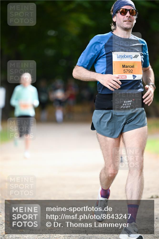 31.08.2025 - 21. Blankeneser Heldenlauf Dr. Thomas Lammeyer http://msf.ph/oto/8643247 31.08.2025 11:09:17 Laufen 5792 meine-sportfotos.de