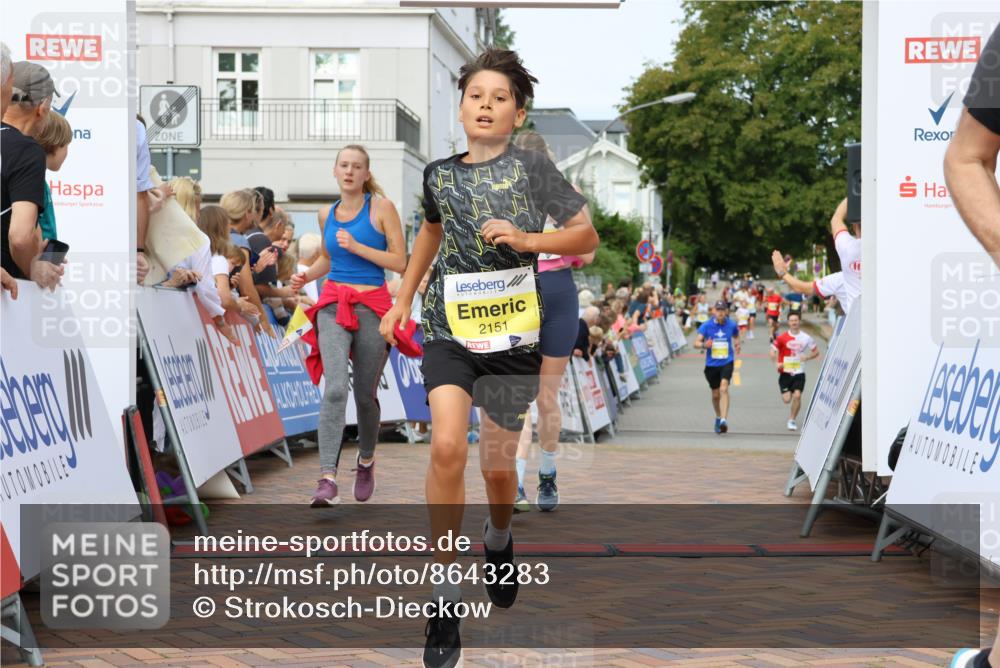 31.08.2025 - 21. Blankeneser Heldenlauf Strokosch-Dieckow http://msf.ph/oto/8643283 31.08.2025 10:24:51 Ziel 2151, 2049, 2733, 2428, 2496 meine-sportfotos.de