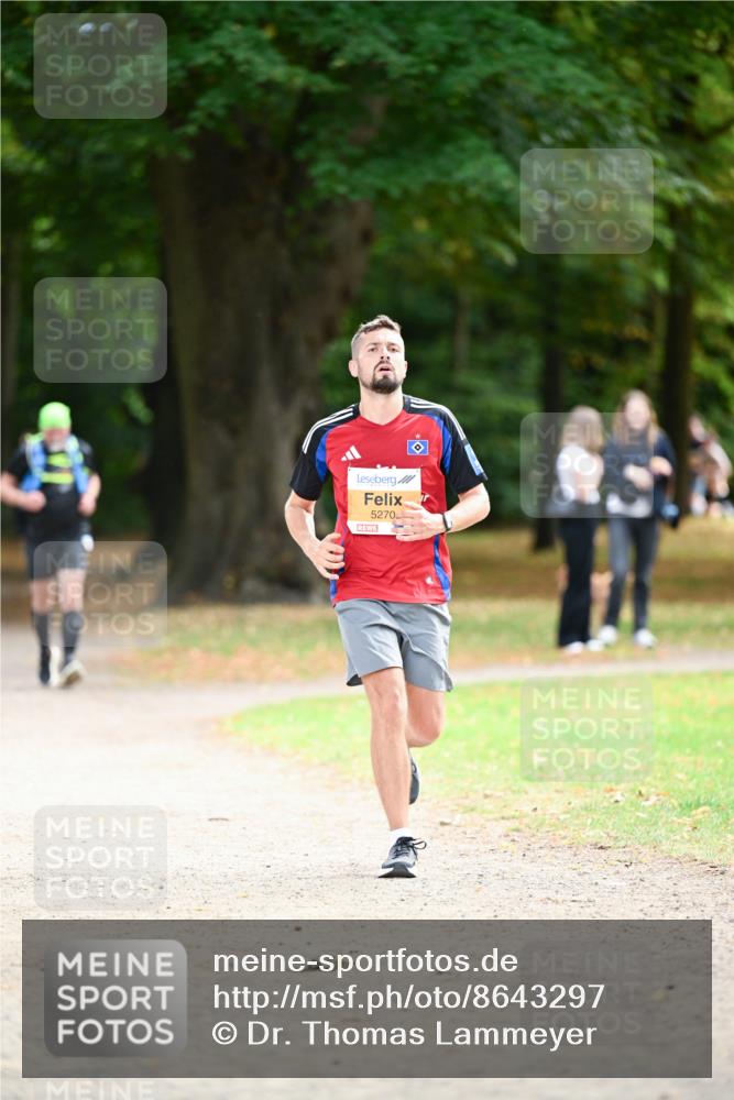 31.08.2025 - 21. Blankeneser Heldenlauf Dr. Thomas Lammeyer http://msf.ph/oto/8643297 31.08.2025 11:09:29 Laufen 5270 meine-sportfotos.de